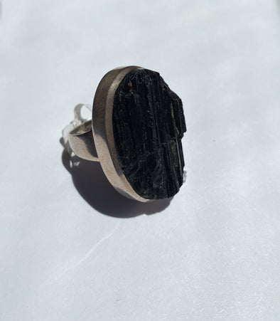 Black Tourmaline Silver ring - SASKIA