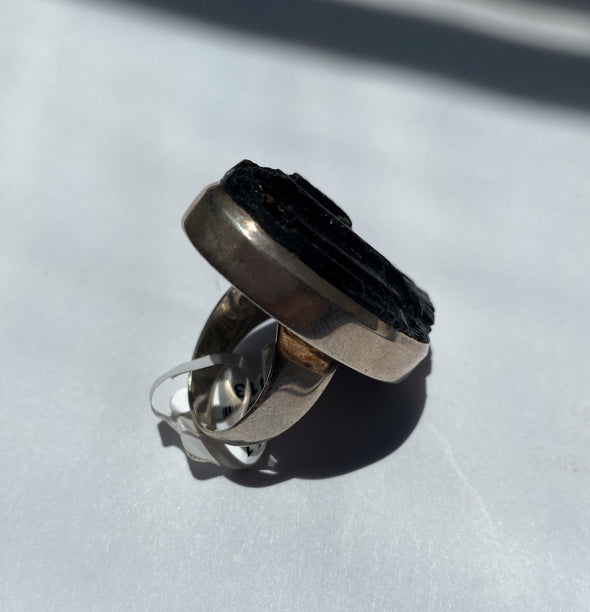 Black Tourmaline Silver ring - SASKIA